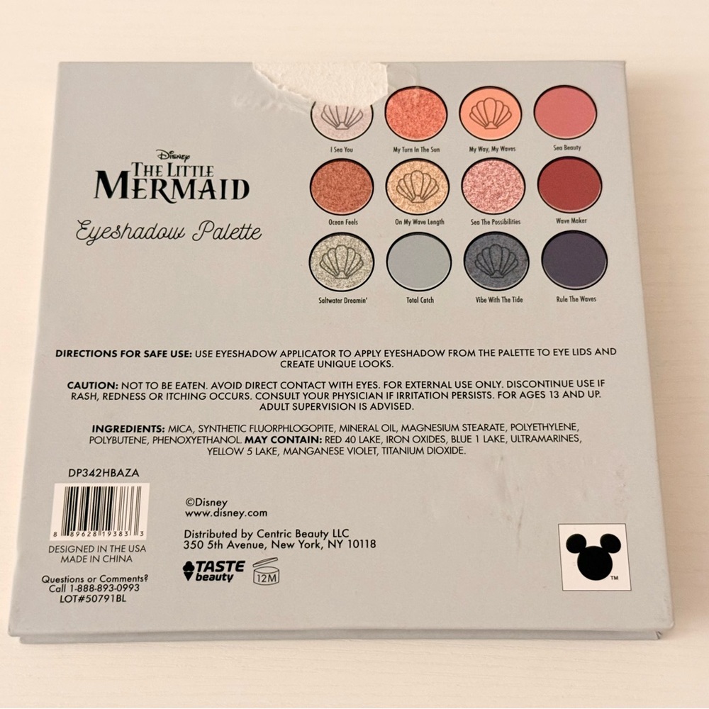 Never used disney the little mermaid eyeshadow makeup palette - Picture 2 of 3